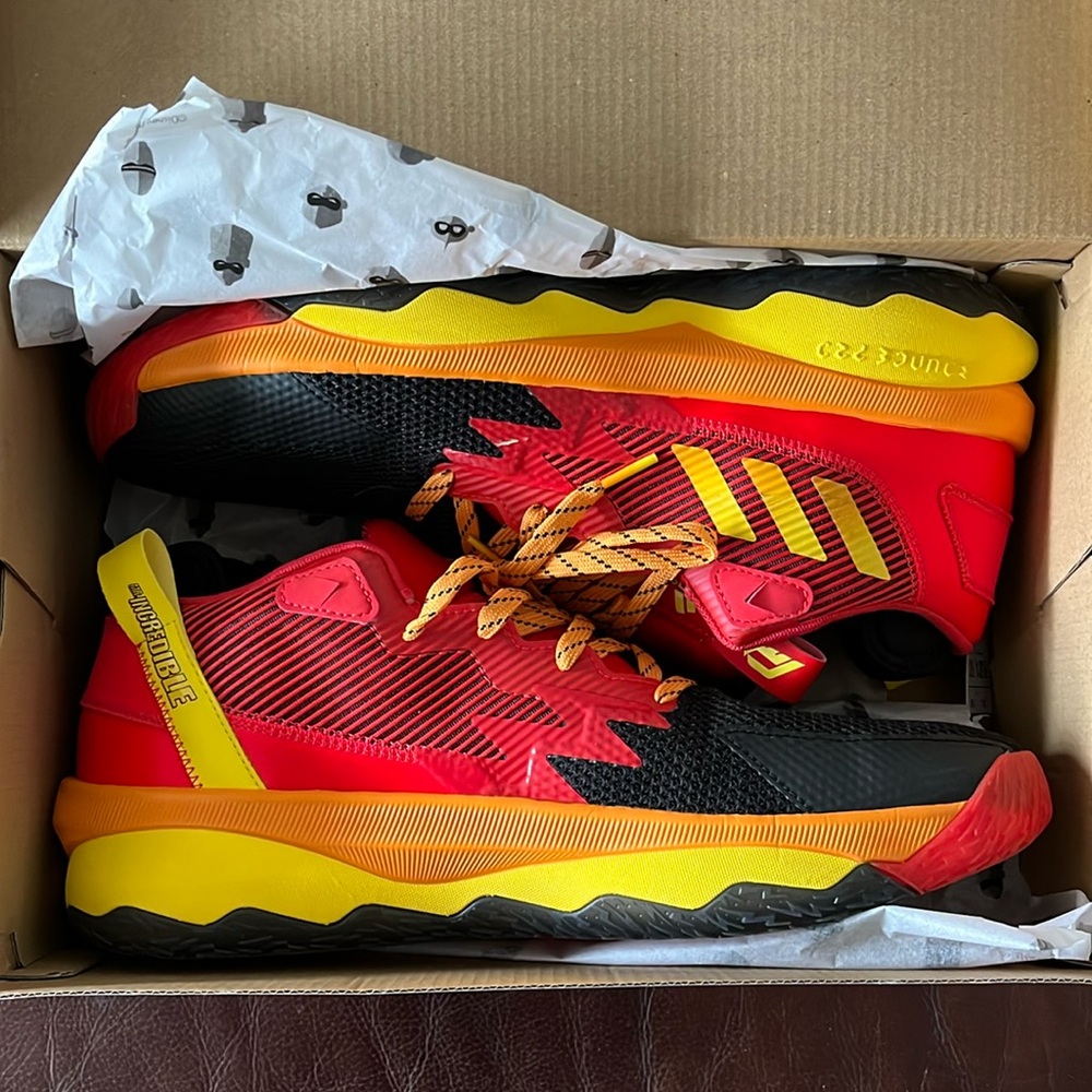 Adidas Dame 8 Mr. Incredible basketball shoes